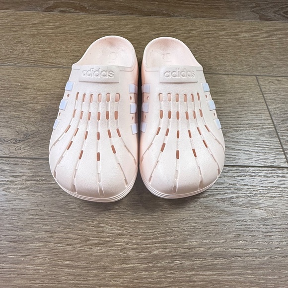 Adidas Adilette Women's Slip-On Clog Slides Pink Tint Sz 9 Gym, Casual, Sport - Picture 2 of 8